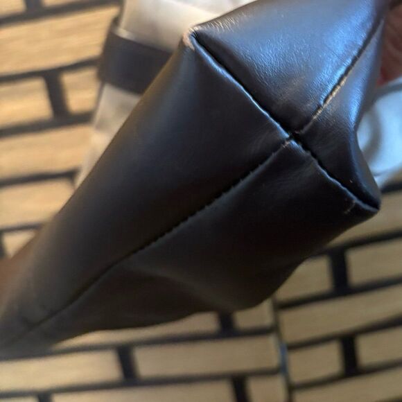 Coach Tan Signature Shoulder Bag - Picture 8 of 10